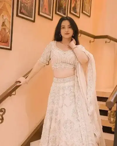 Escort Service In Kolar Road